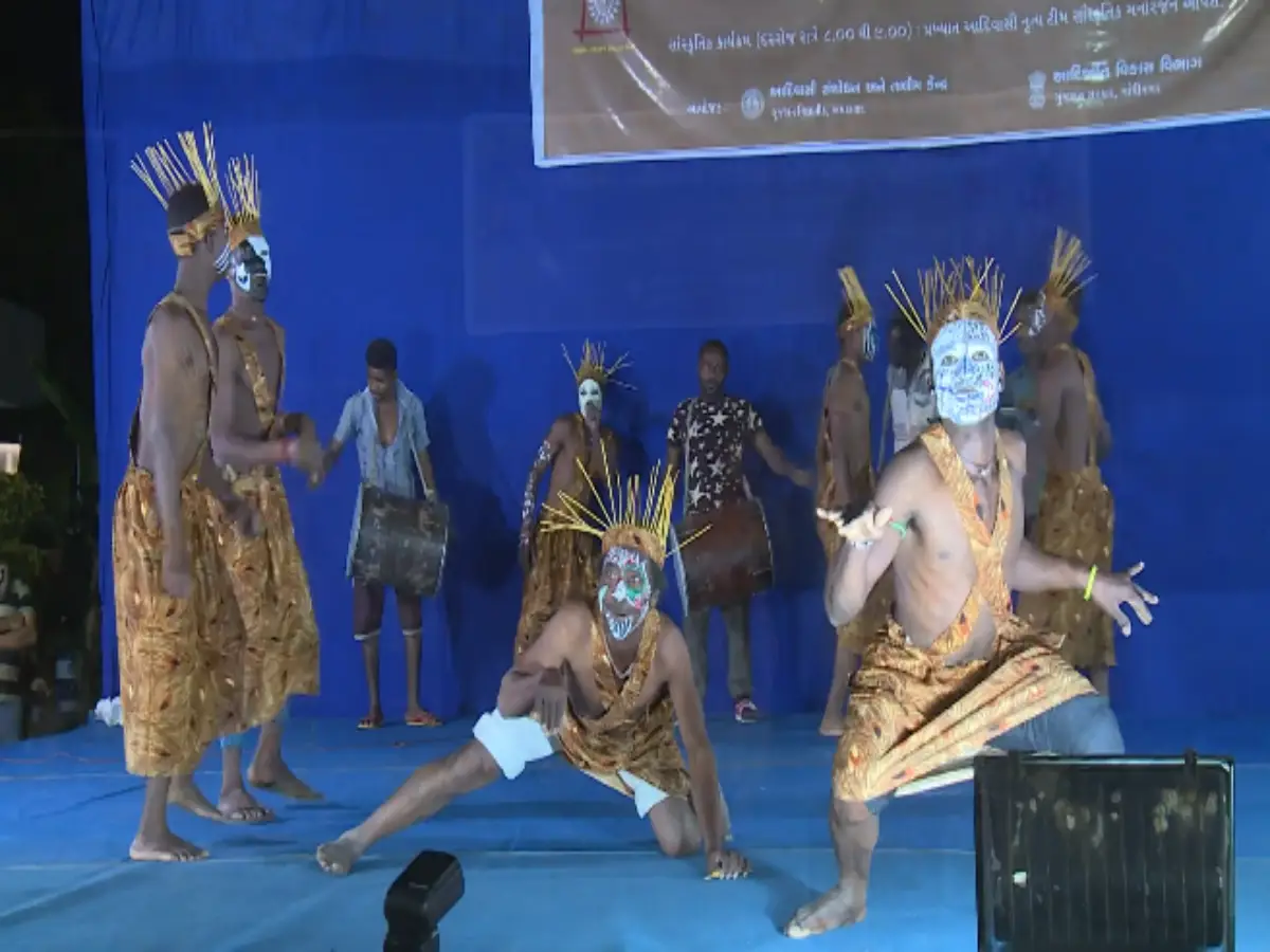 Dhamal Dance Dhamal Dance