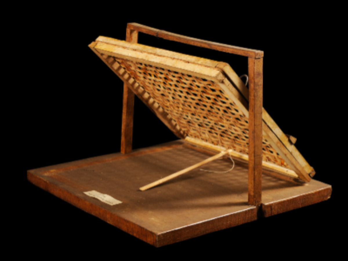 Traditional wooden trap Traditional wooden trap
