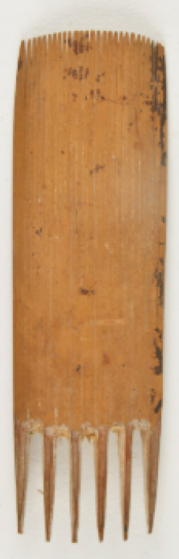 Apatani’s Double-Sided Wooden Comb Apatani’s Double-Sided Wooden Comb