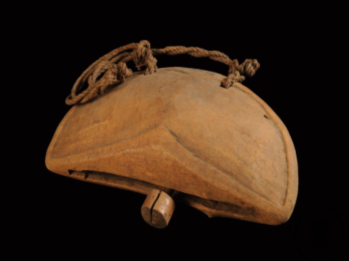 A traditional wooden bell known as Gaikede A traditional wooden bell known as Gaikede