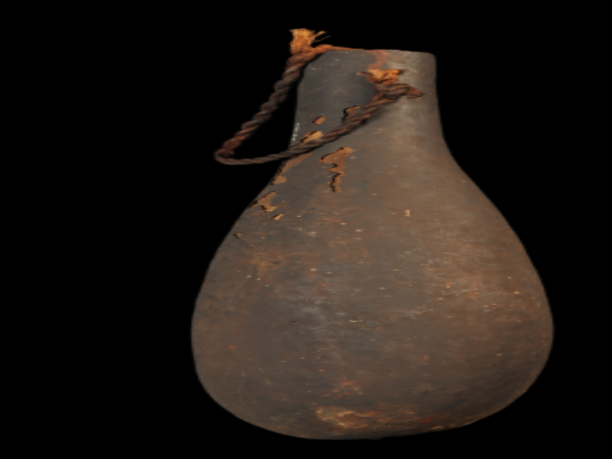 Traditional Gourd Container Traditional Gourd Container