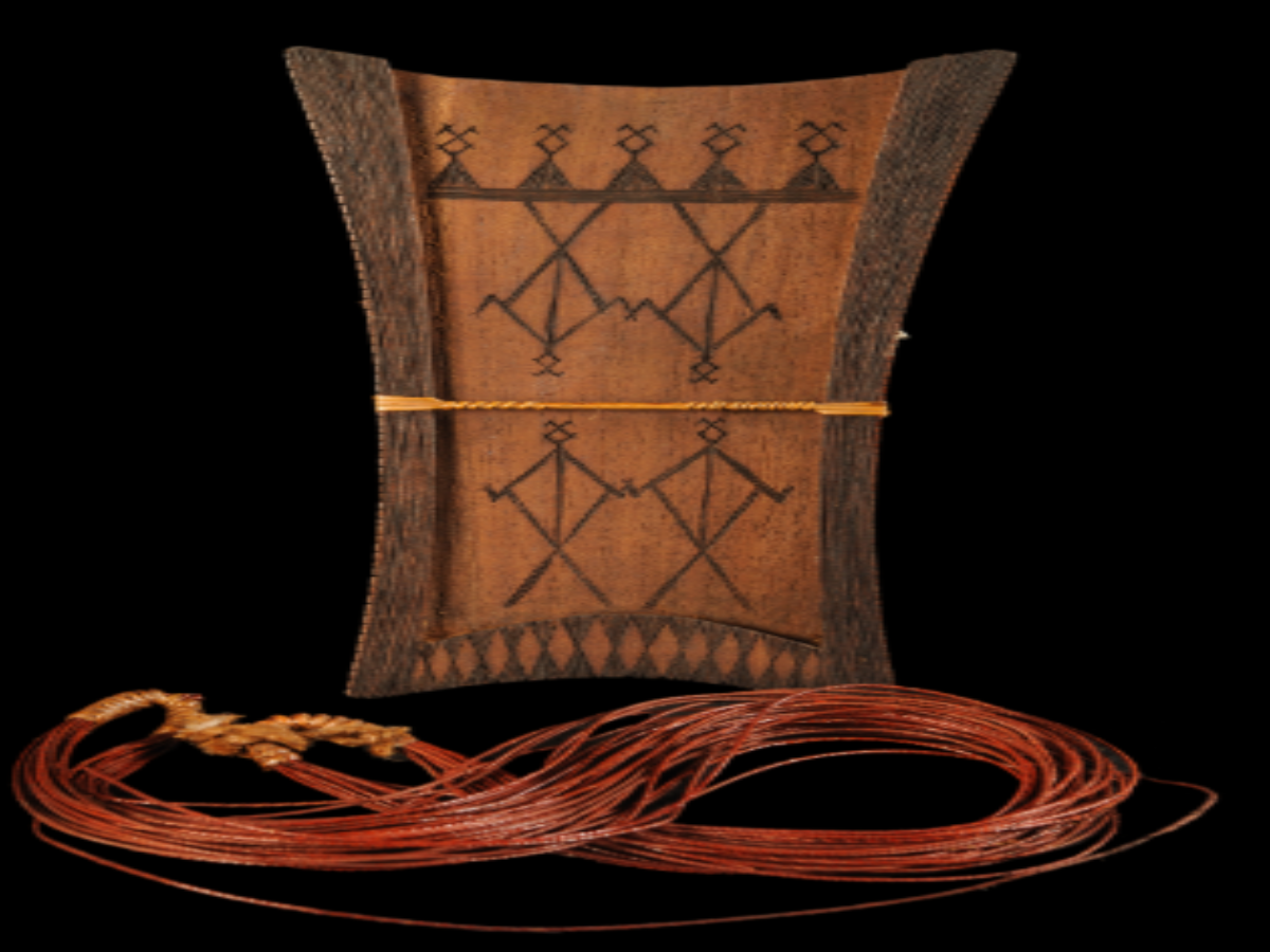 Engraved Dao Holder of the Khiamniungan Naga Tribe Engraved Dao Holder of the Khiamniungan Naga Tribe