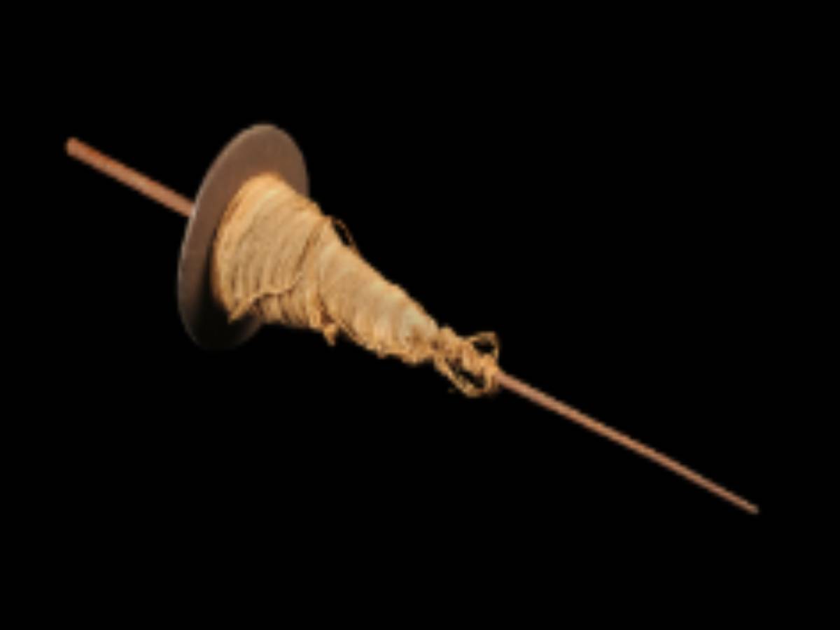 spindle of a circular wooden disc spindle of a circular wooden disc