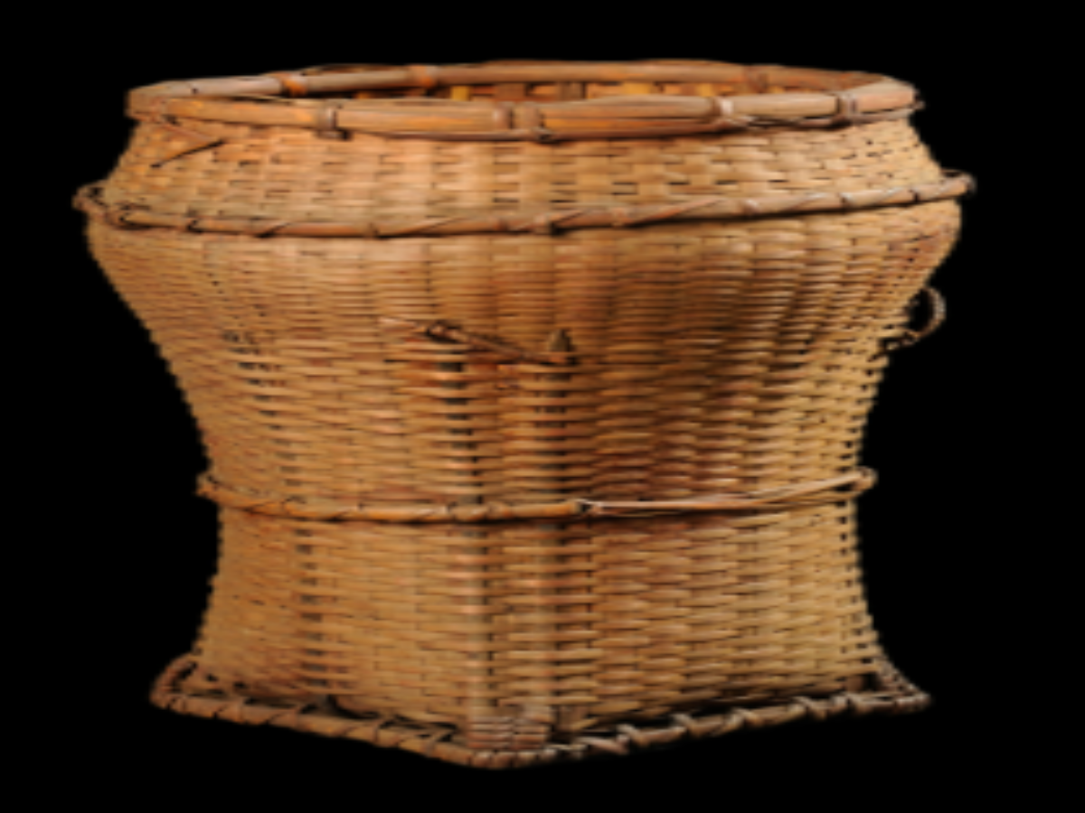 Spherical basket with a square base Spherical basket with a square base