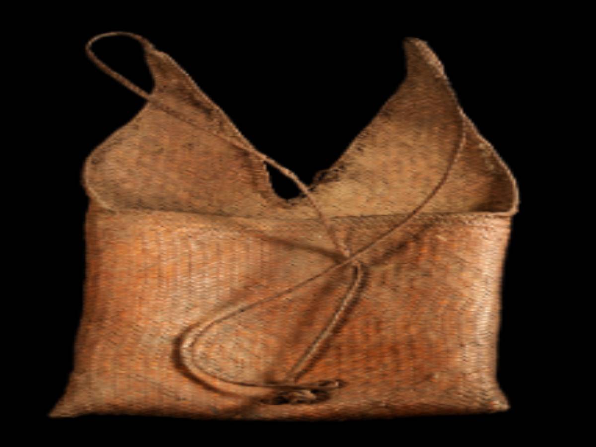 rectangular bag woven with split cane rectangular bag woven with split cane