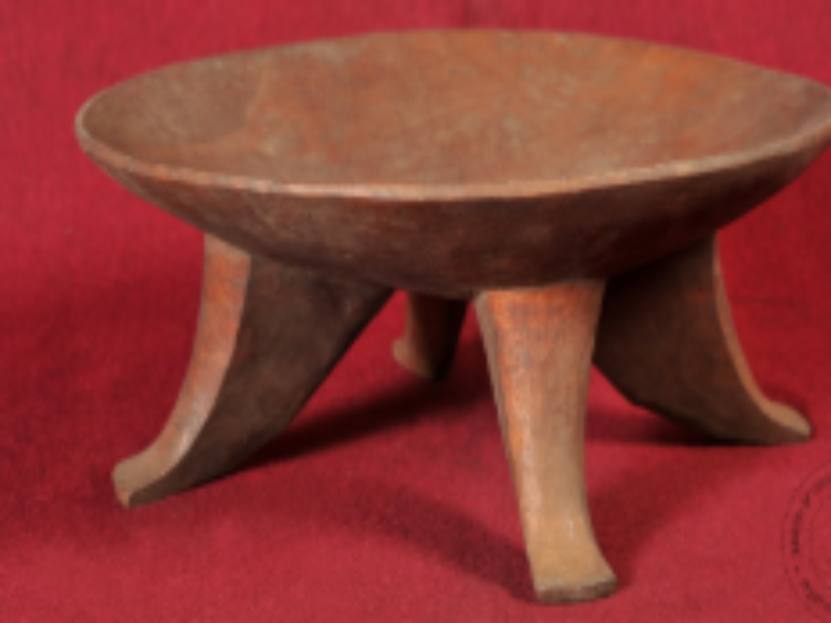 Circular Wooden Dish Circular Wooden Dish