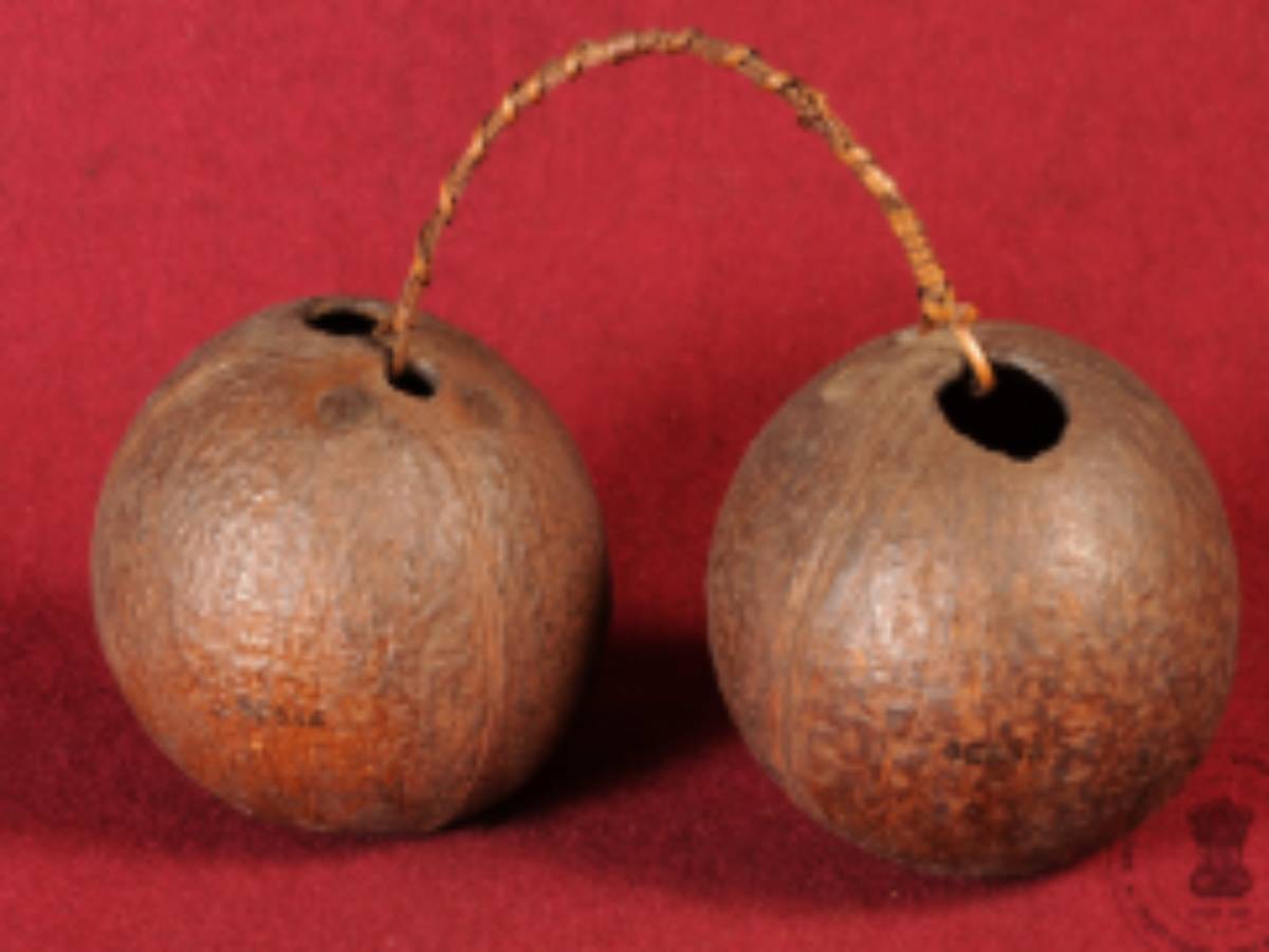 A Pair of Water Vessel A Pair of Water Vessel