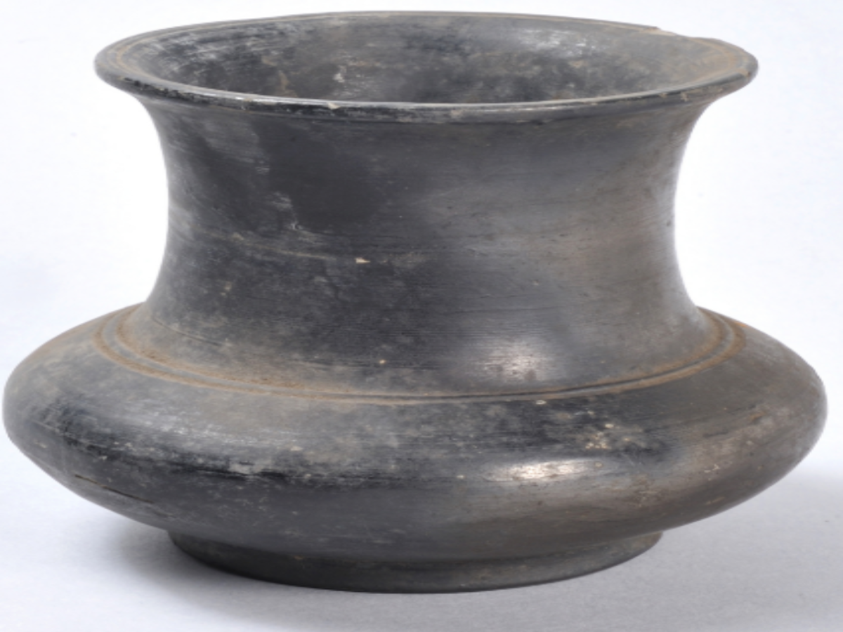 Earthen Vessel: A Traditional Craft Earthen Vessel: A Traditional Craft