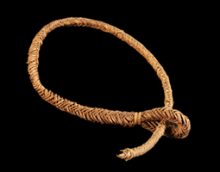 Straw Necklace of the Songhad Hill Tribe Straw Necklace of the Songhad Hill Tribe