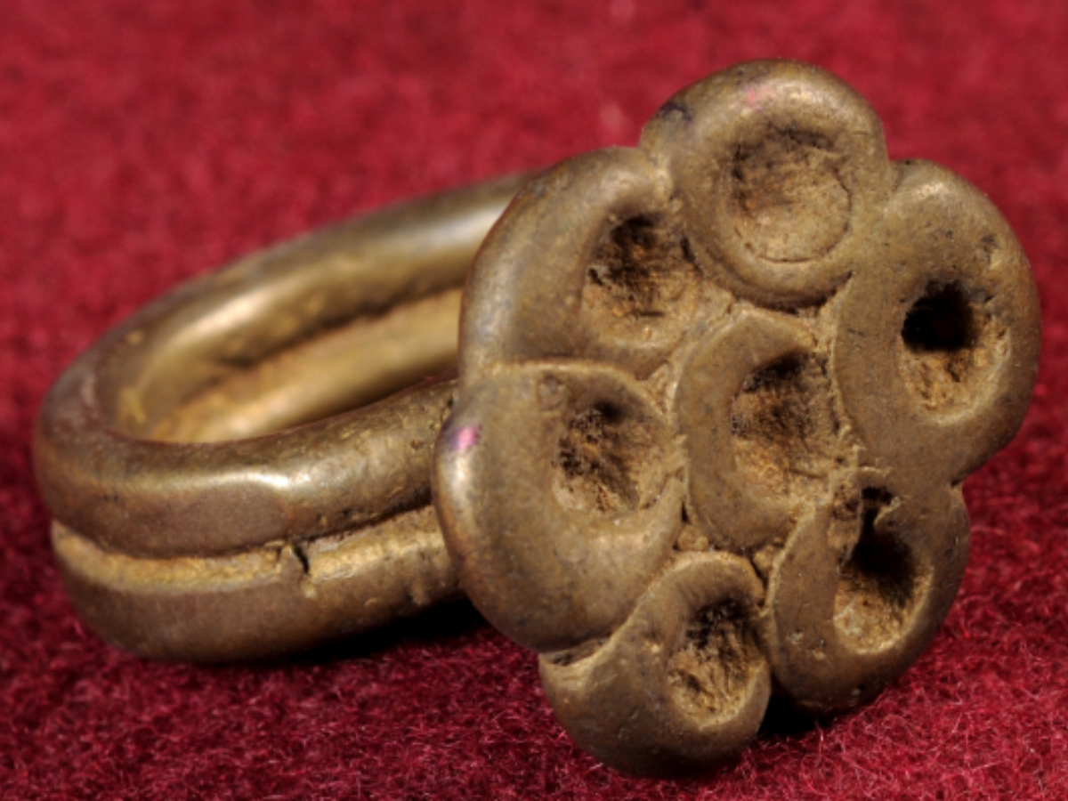 Brass Ring: Traditional Jewelry of the Lambadi Tribe Brass Ring: Traditional Jewelry of the Lambadi Tribe