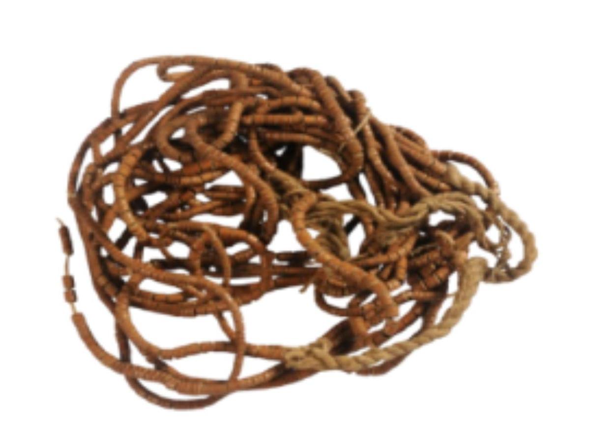Tandipotaka: Straw Necklace Tandipotaka: Straw Necklace