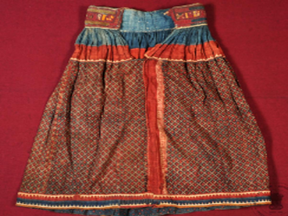 Cotton petticoat of Lambodies Tribe Cotton petticoat of Lambodies Tribe