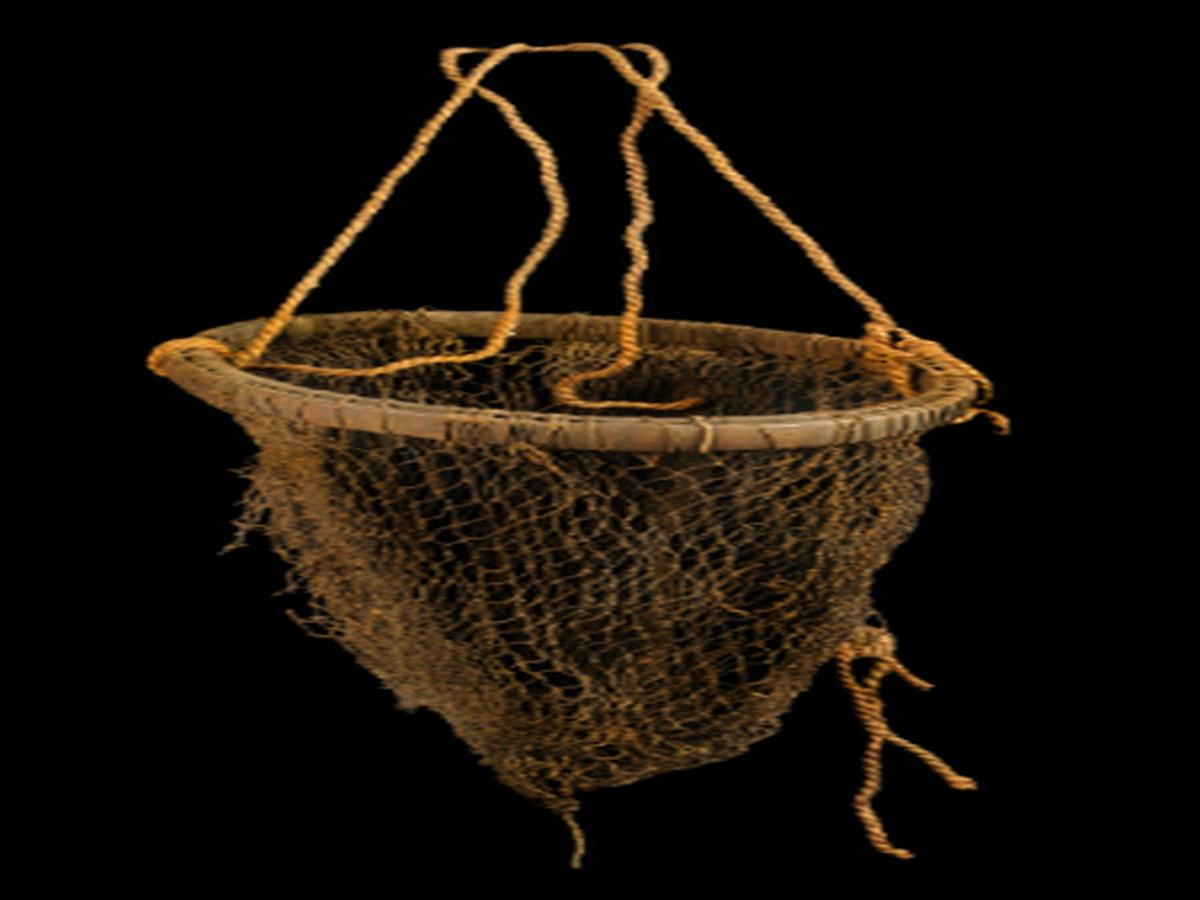 Purse-Jal: Traditional Rectangular Fishing Net Purse-Jal: Traditional Rectangular Fishing Net