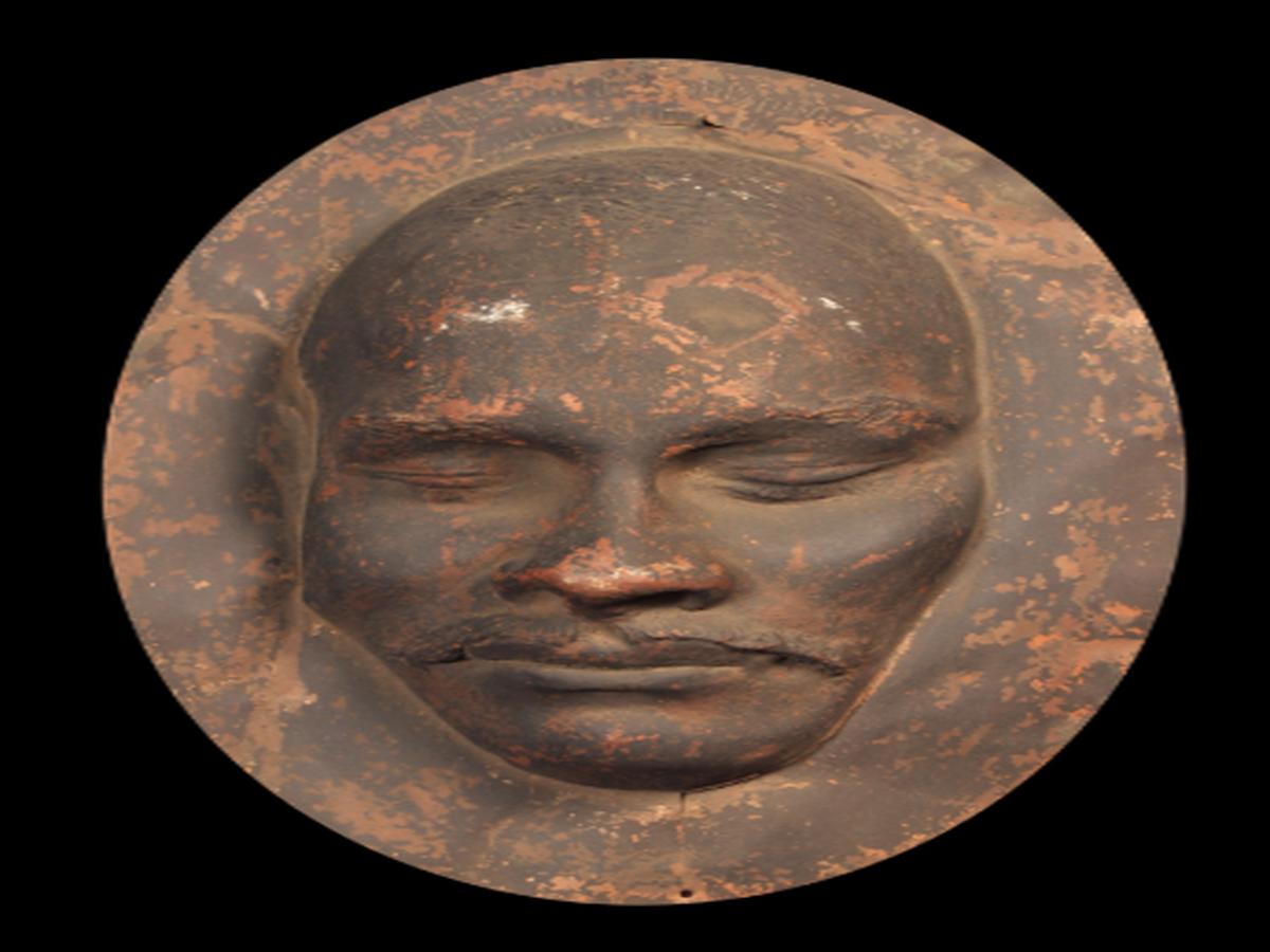 Face Mould of Krishna Face Mould of Krishna