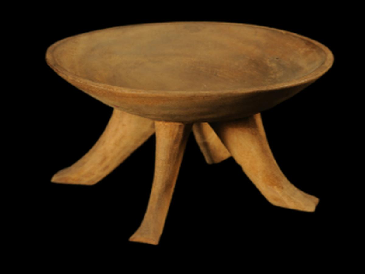 Four-Legged Wooden Plate Four-Legged Wooden Plate