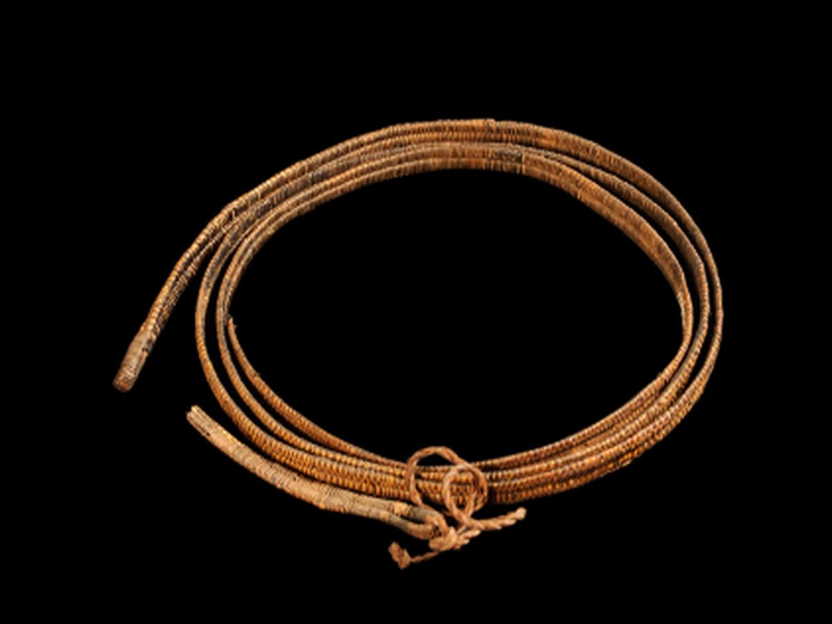 Leaf Belt with Brass Discs Leaf Belt with Brass Discs