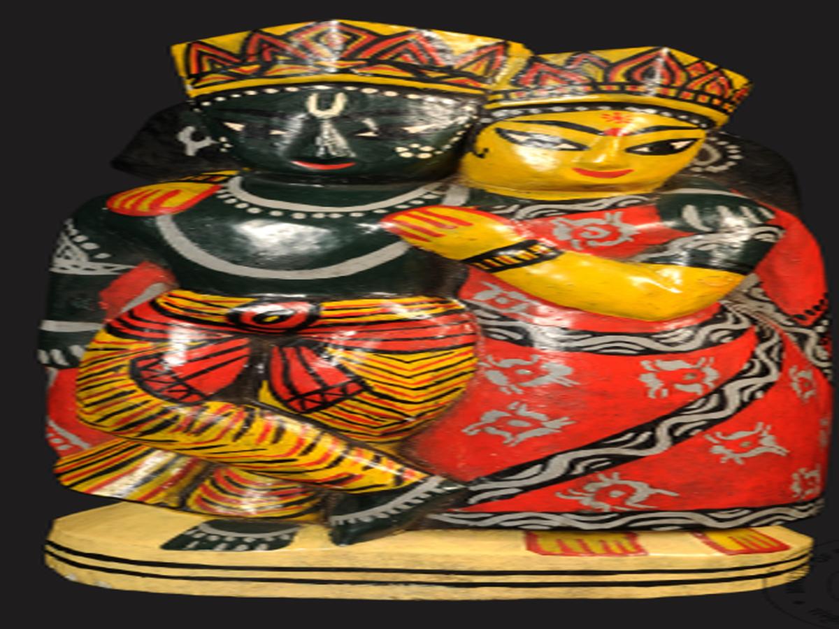 Wooden Effigy – Radha and Krishna Wooden Effigy – Radha and Krishna