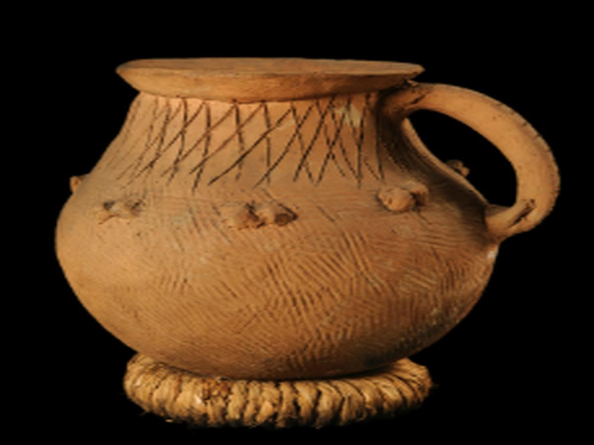 A Traditional Cooking Vessel A Traditional Cooking Vessel