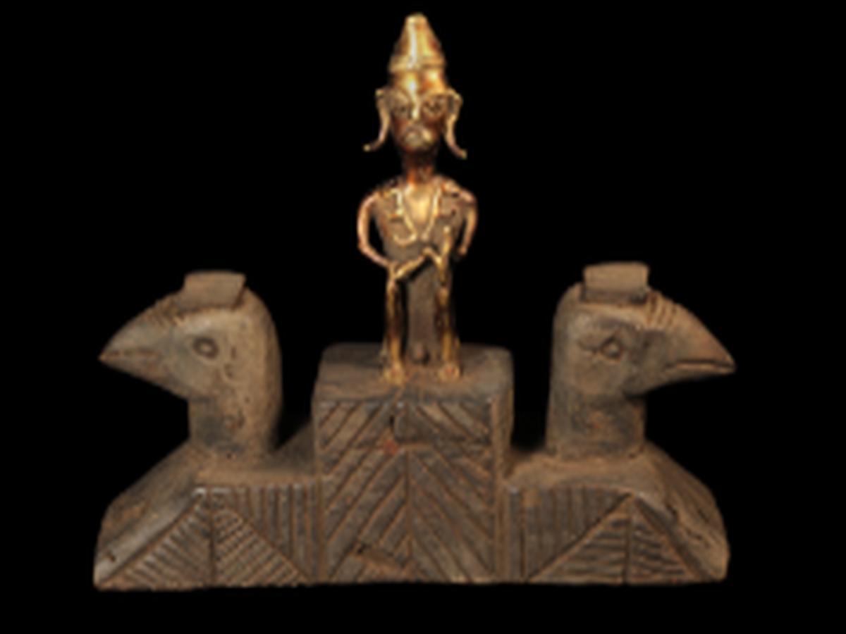 Wooden Effigy of Birds