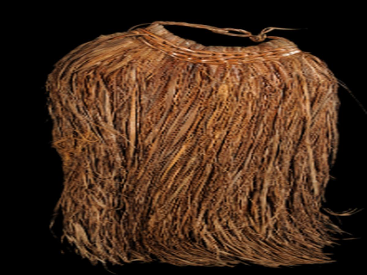 Apron made up of bunch of grass Apron made up of bunch of grass