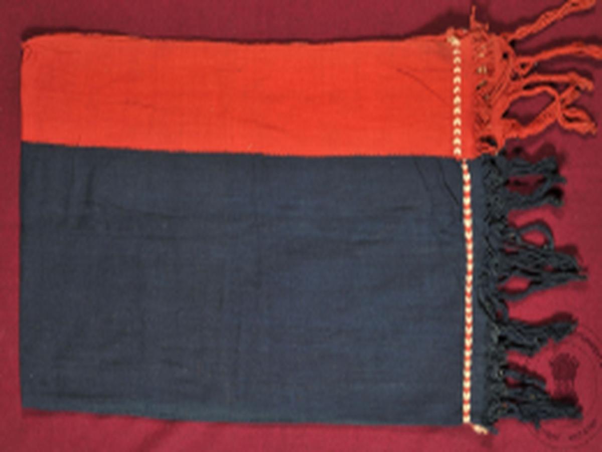Cotton Wrapper with red borders Cotton Wrapper with red borders