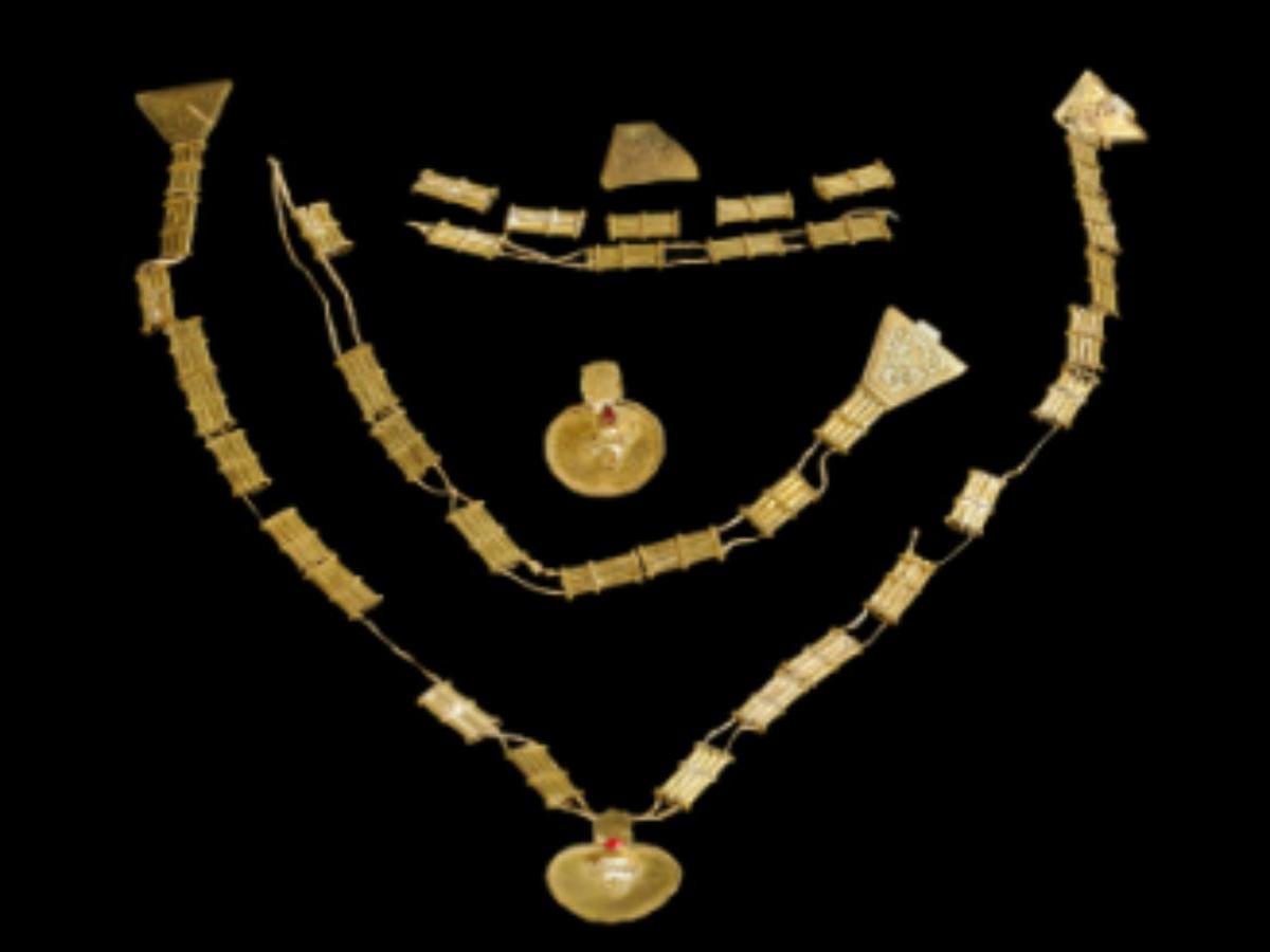 Chip Mali Necklace