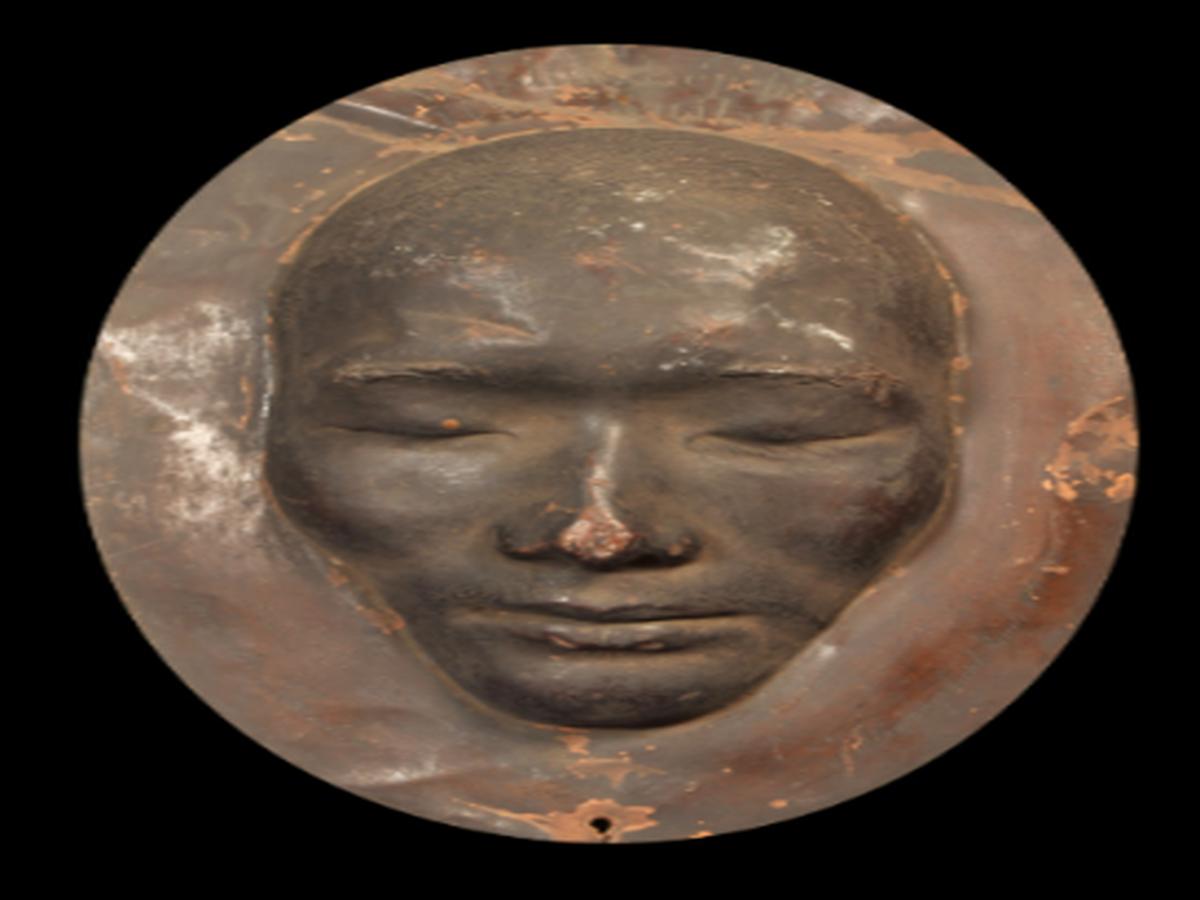 Manduk Face Cast Manduk Face Cast