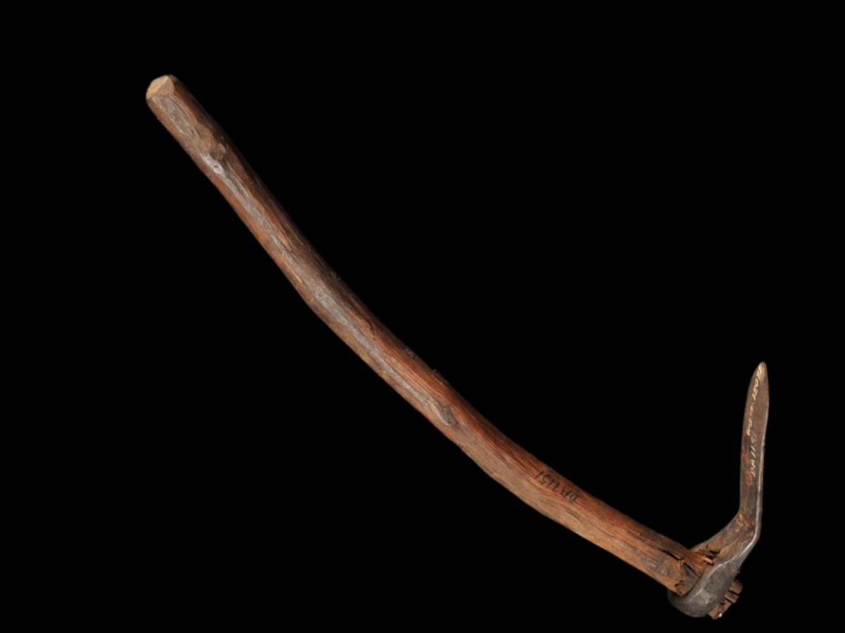 Traditional Agricultural Implements of the Urali Tribe Traditional Agricultural Implements of the Urali Tribe