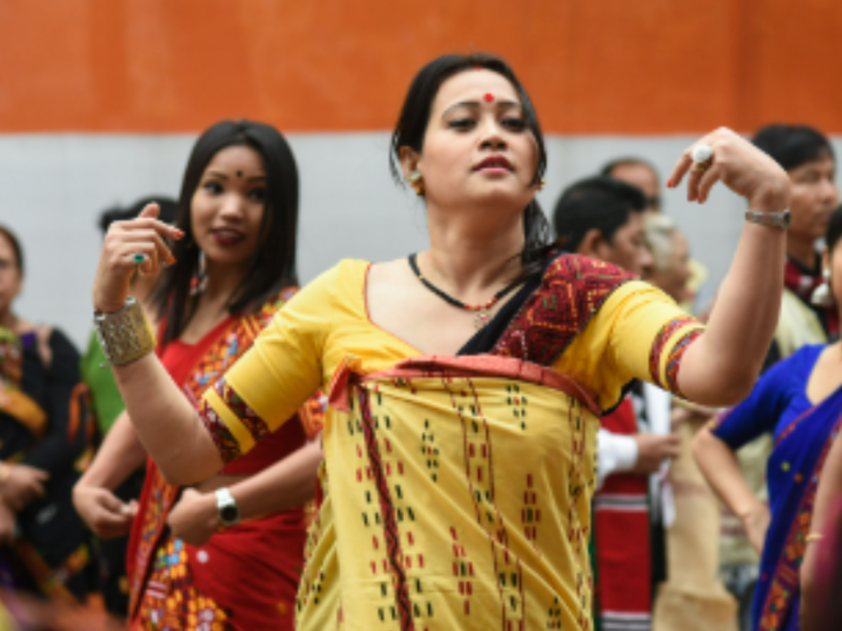 Traditional Attire of the Mising Tribe in Assam Traditional Attire of the Mising Tribe in Assam