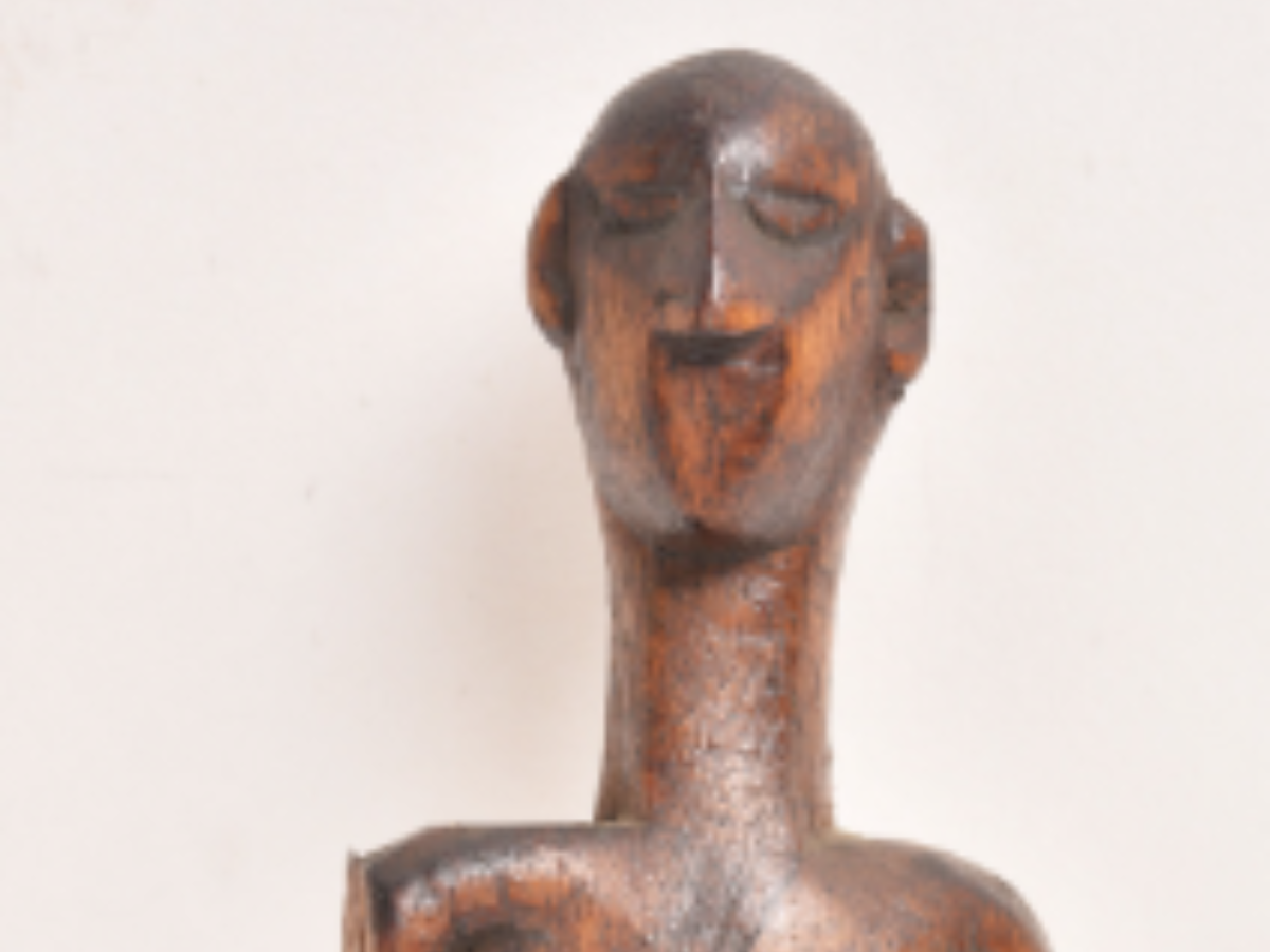Standing Wooden Sculpture Standing Wooden Sculpture