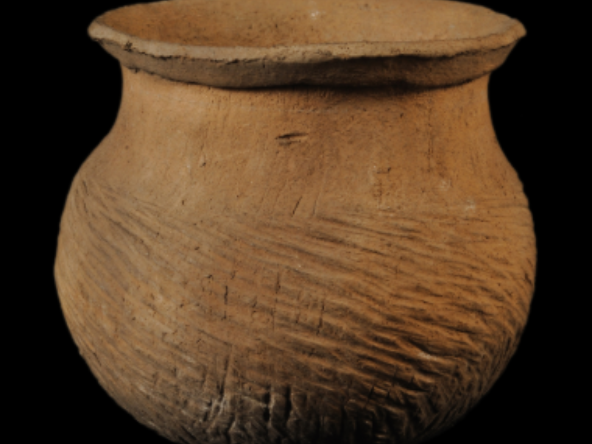 Cooking Pot of Phom Naga Tribe Cooking Pot of Phom Naga Tribe