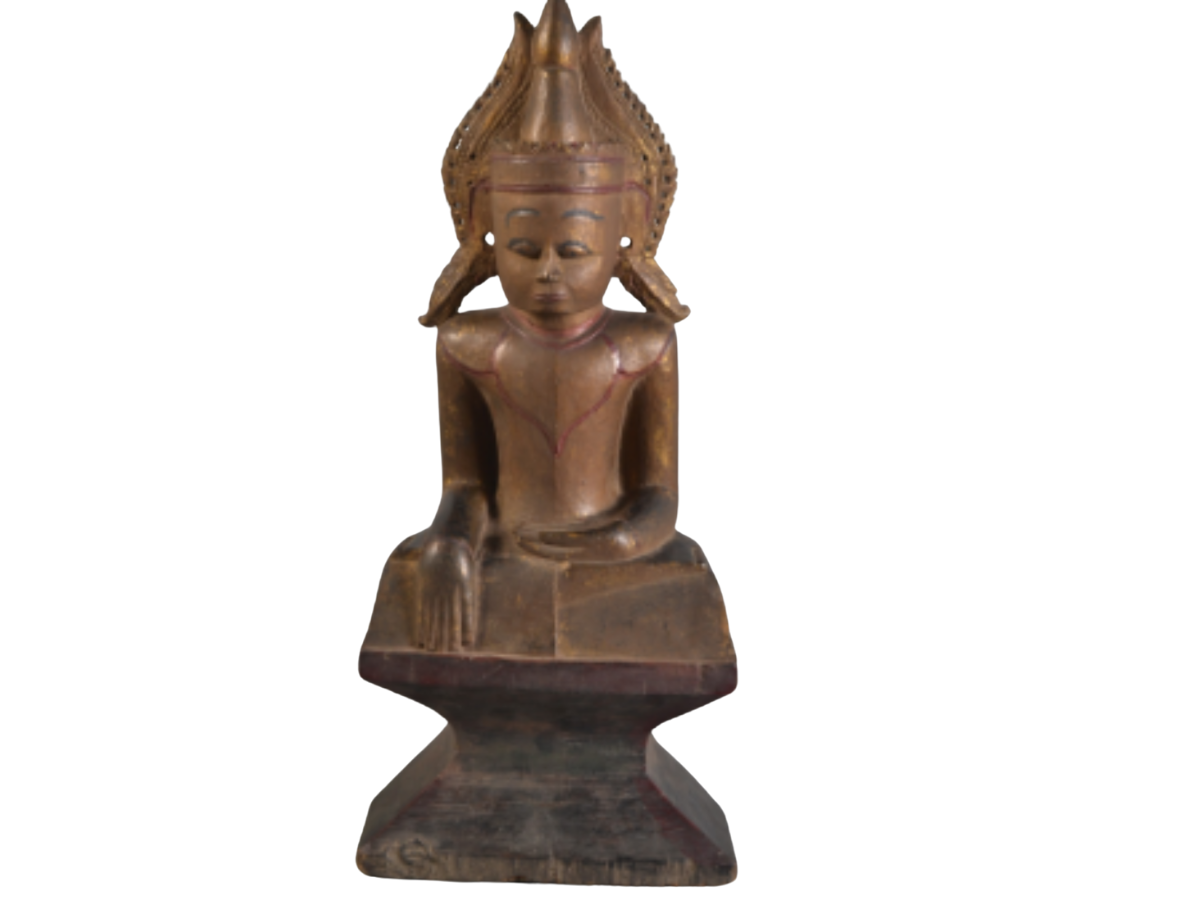 Enlightening sculpture of Lord Buddha Enlightening sculpture of Lord Buddha