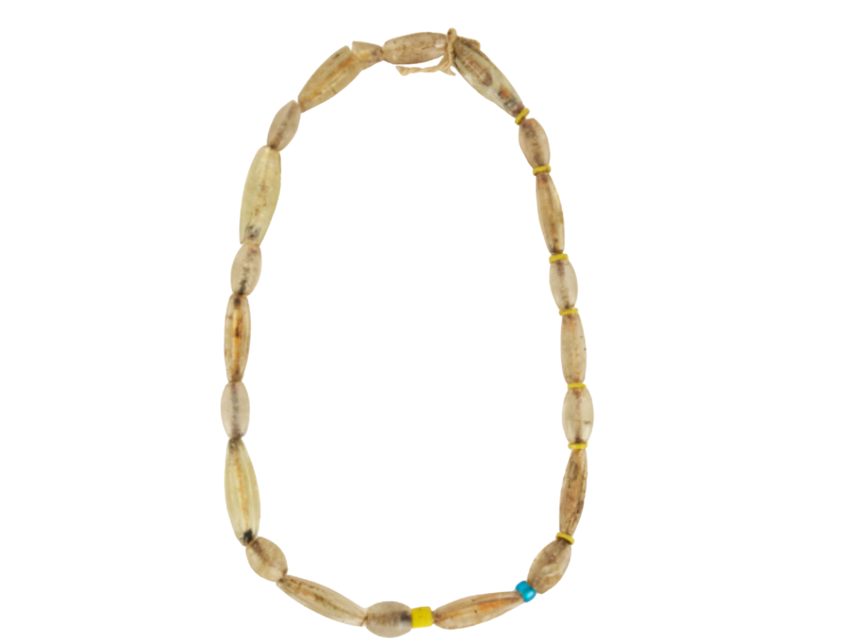 Necklace of oval-shaped transparent beads Necklace of oval-shaped transparent beads