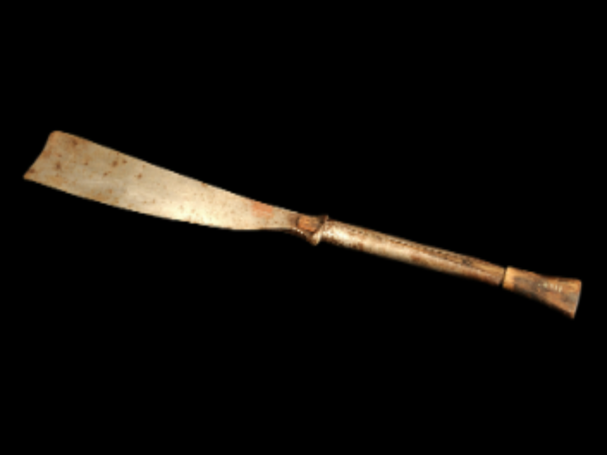 Traditional Iron Dao – Kalyo-Kenyu Tribe Traditional Iron Dao – Kalyo-Kenyu Tribe
