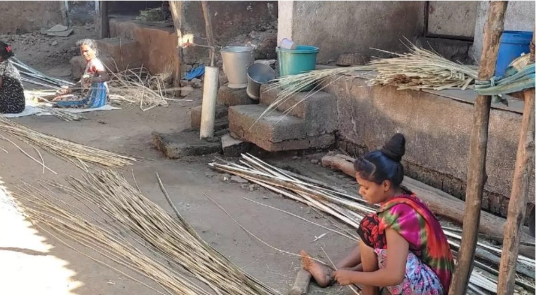 Weaving Weaving