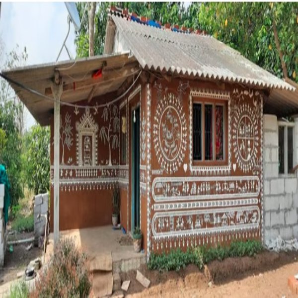 Traditional Warli Painting as Decorative Expression Traditional Warli Painting as Decorative Expression