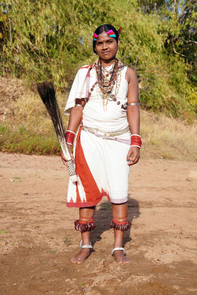 Jewelry and Costume of Birli Dance: Jewelry and Costume of Birli Dance: