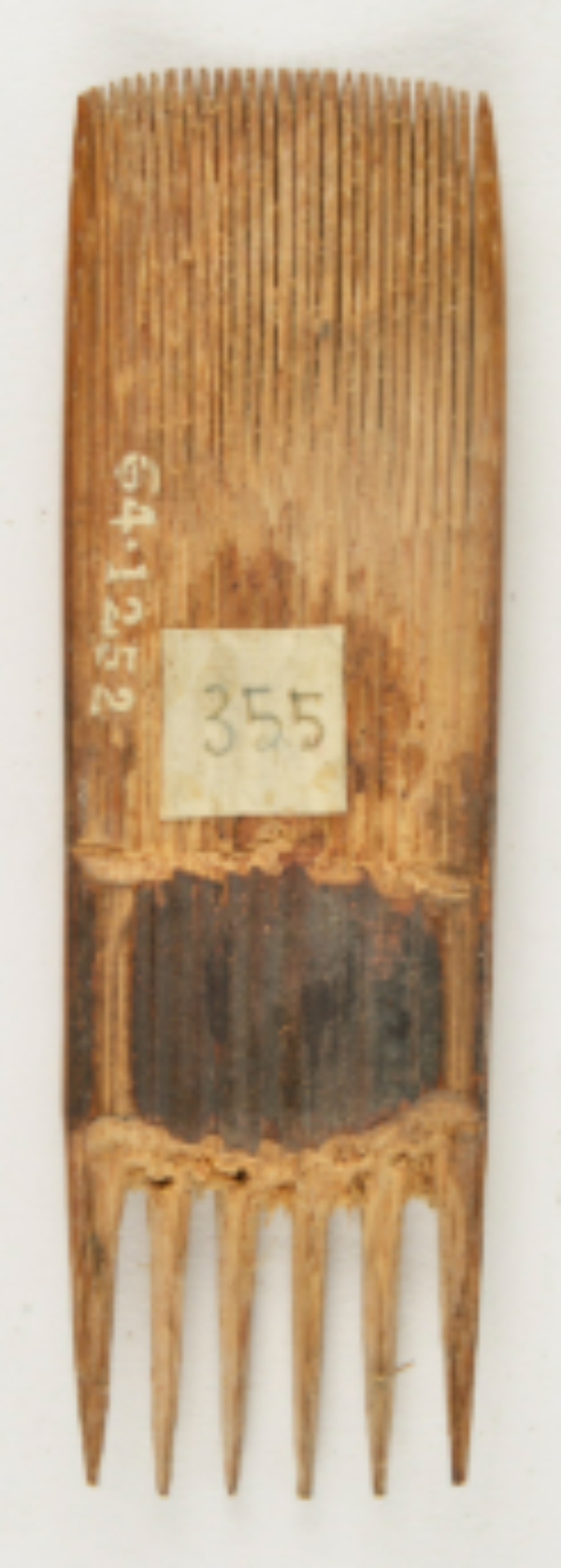 Double-Sided Wooden Comb Double-Sided Wooden Comb