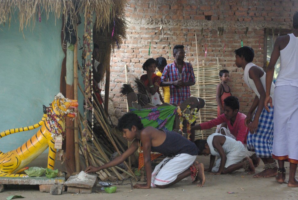 Bhottada Tribal People preparing for bali Yatra