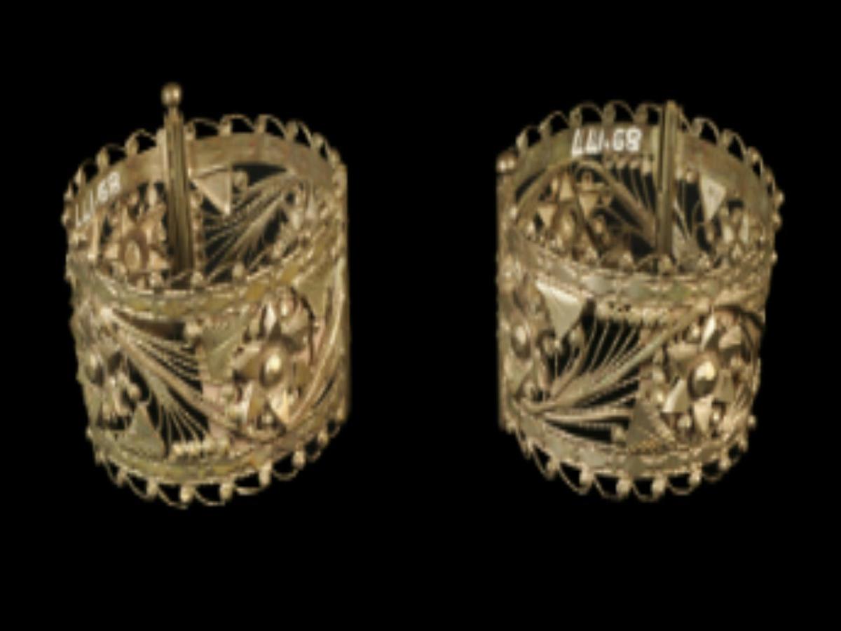 Floral Filigree Details Floral Filigree Details